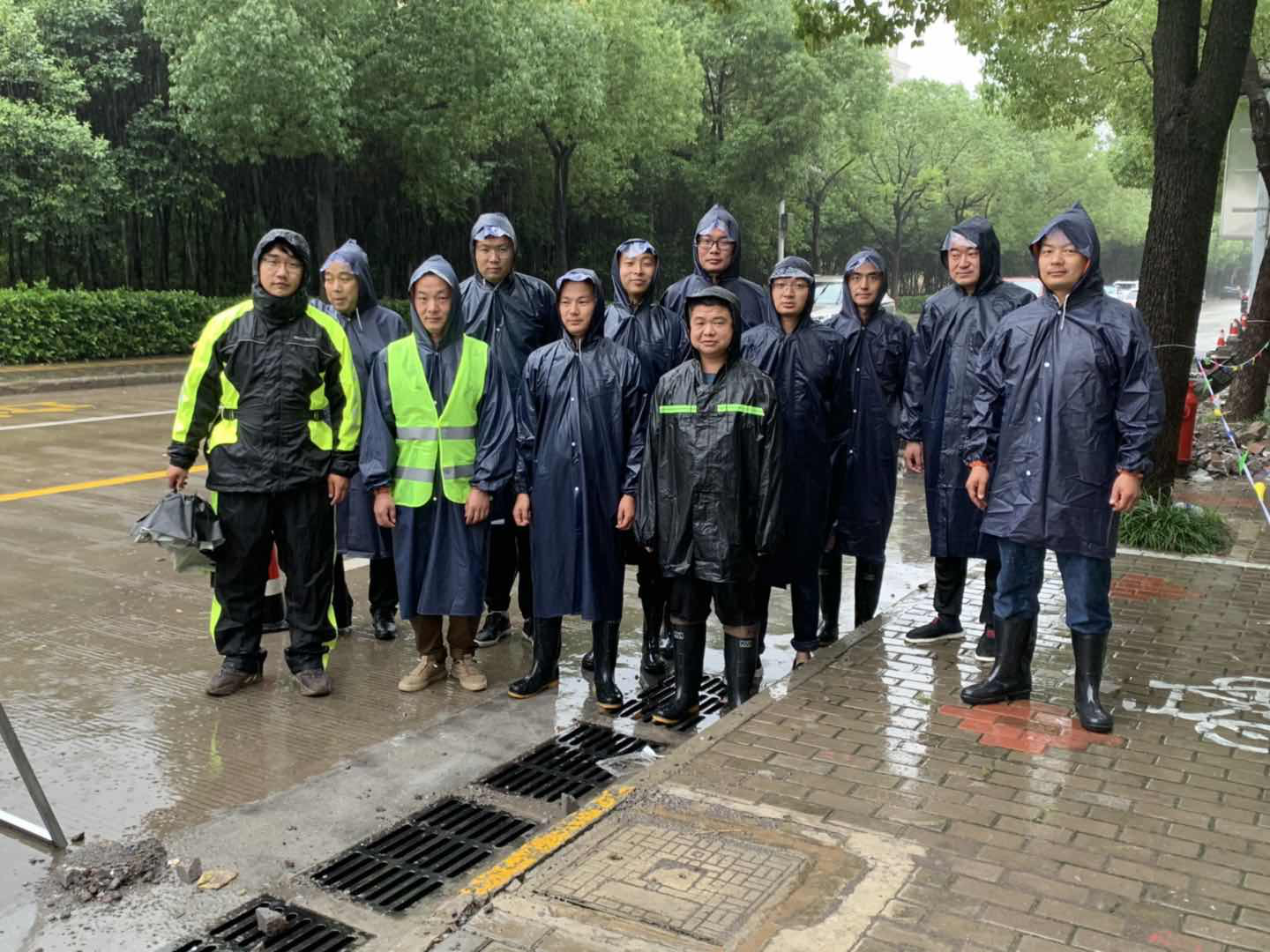 1594863327788686.png 图片1.png