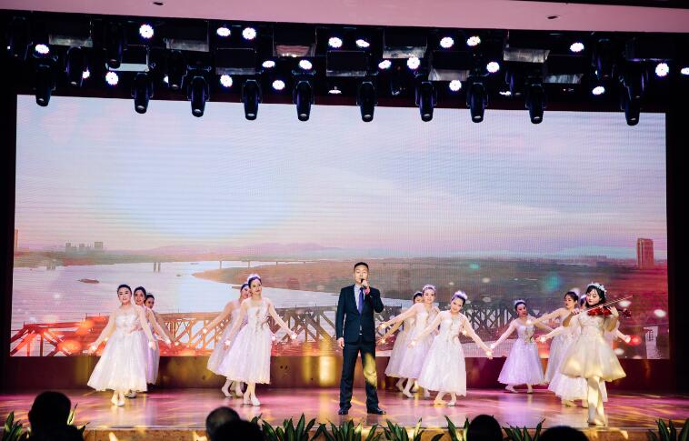 1616465774537423.jpg 2我爱你中国 发.jpg