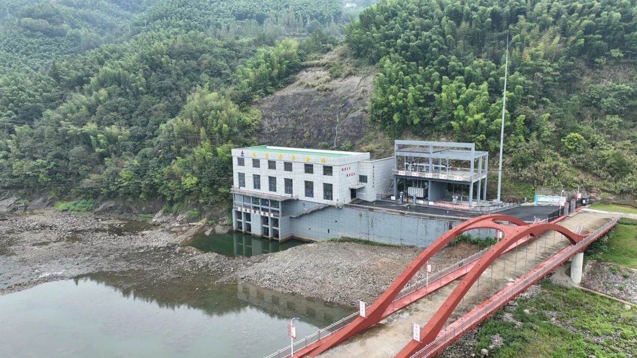 1705023082596052.jpg 白莲崖3.jpg