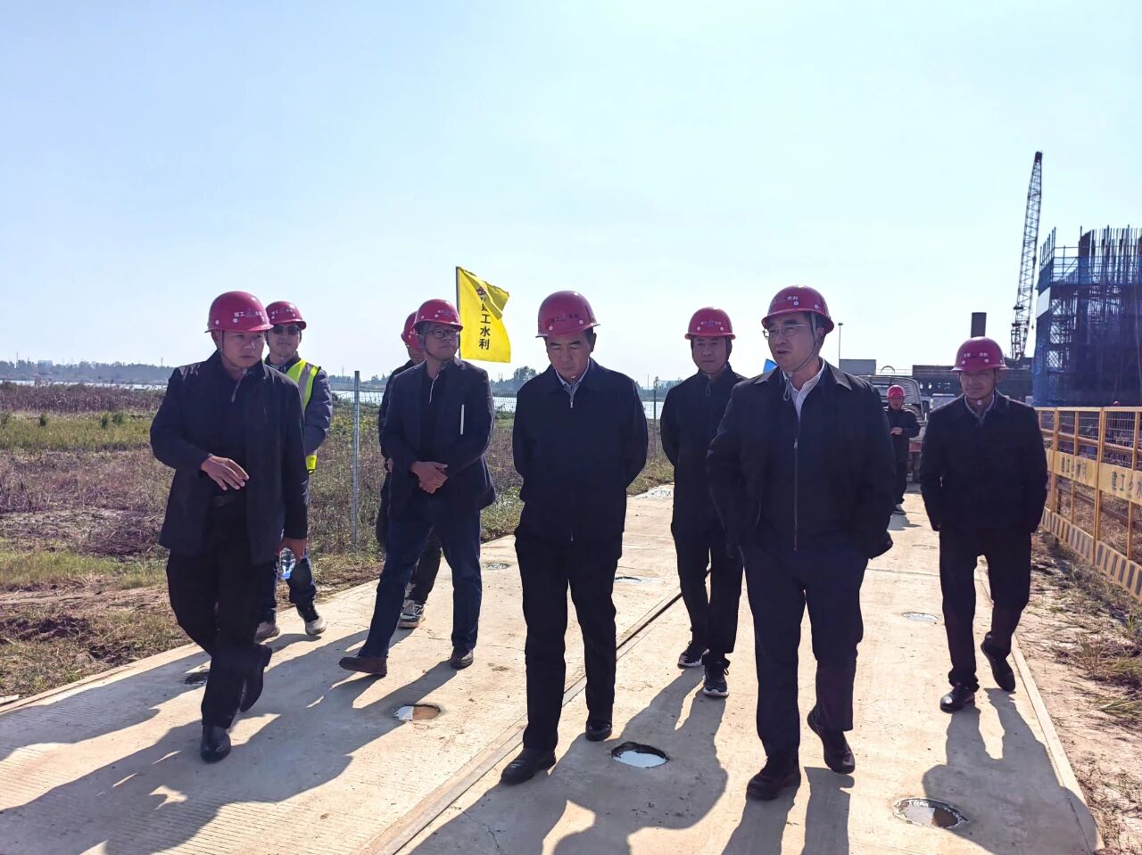 1761180236855816.jpg 222.jpg